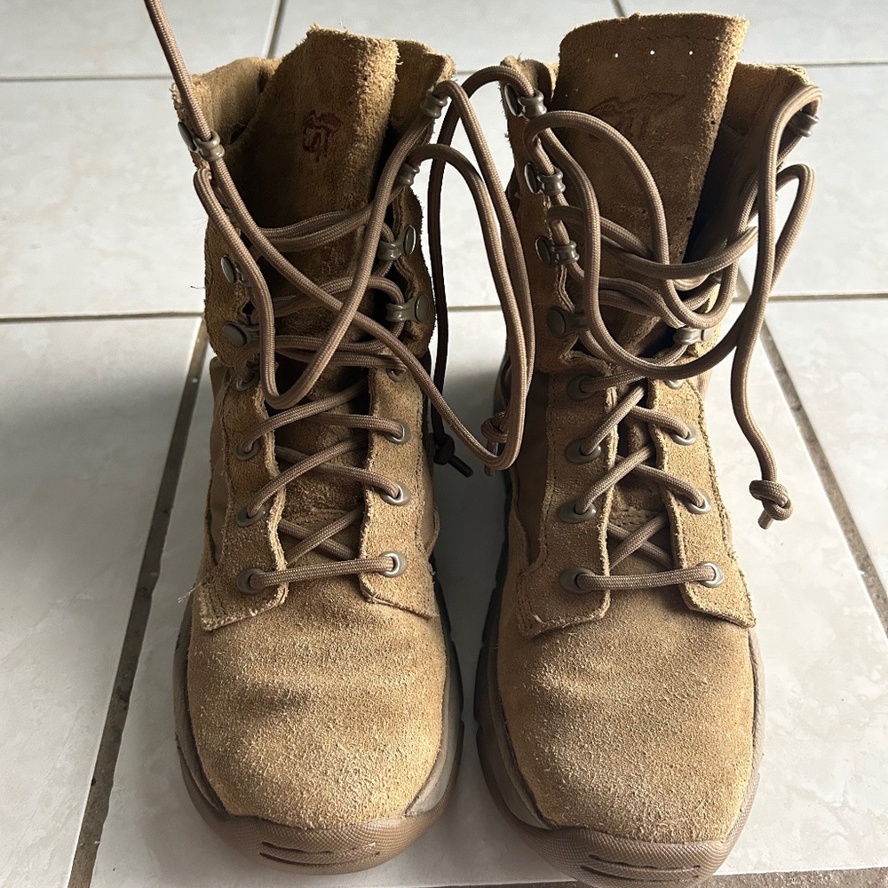 Rocky coyote military boots